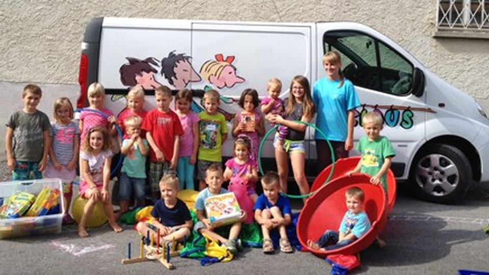 Der Spielbus brauste durchs Land Der Spielbus brauste durchs Land