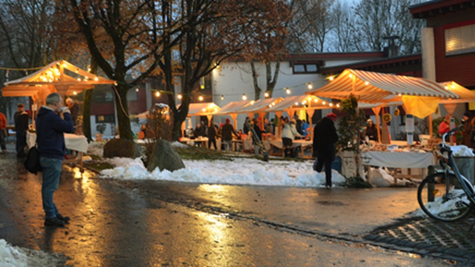 Kinderdorf wurde zum Weihnachtsdorf Kinderdorf wurde zum Weihnachtsdorf