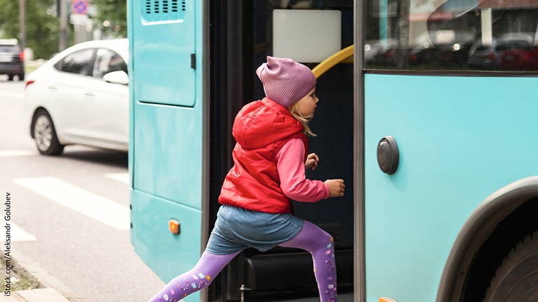 Spendenprojekt_Busfahrkarten.jpg
