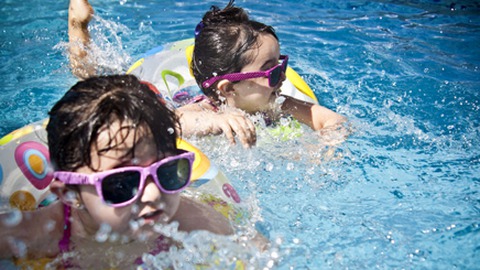 Warum Kinder gute Schwimmer sein müssen