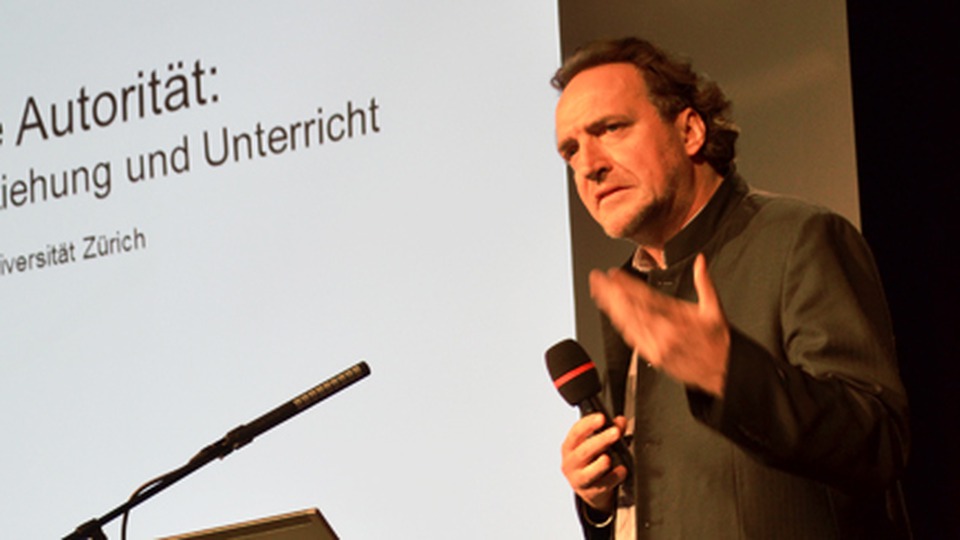 Von Machtspielen und Missverständnissen Von Machtspielen und Missverständnissen