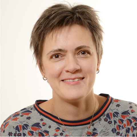 Dr. Cäcilia Karitnig-Weiß Dr. Cäcilia Karitnig-Weiß