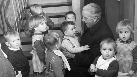 Kinder vor! 70 Jahre Vorarlberger Kinderdorf Kinder vor! 70 Jahre Vorarlberger Kinderdorf
